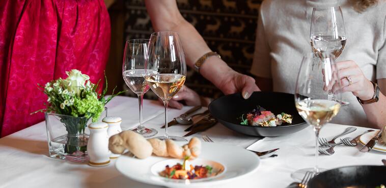 Wein und Gourmet-Erlebnis in einem charmanten Hotel in Österreich
